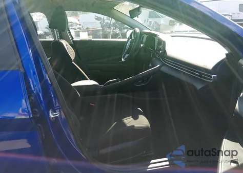 2023 Hyundai Elantra Sel z USA, uszkodzony, nr VIN KMHLM4AG1PU397186